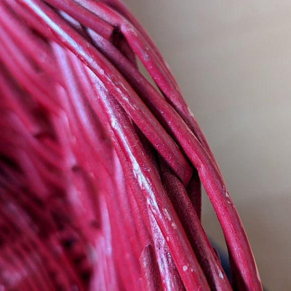 REDUCED Vintage Mid-Sized, Round, Red Willow Basket c 1970s - Picture 8 of 8